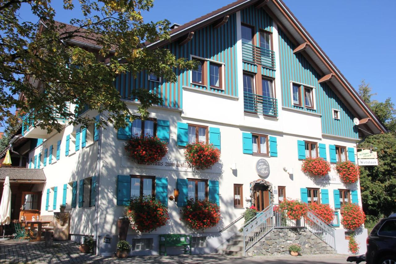 Lustiger Hirsch Hotell Akams Exteriör bild